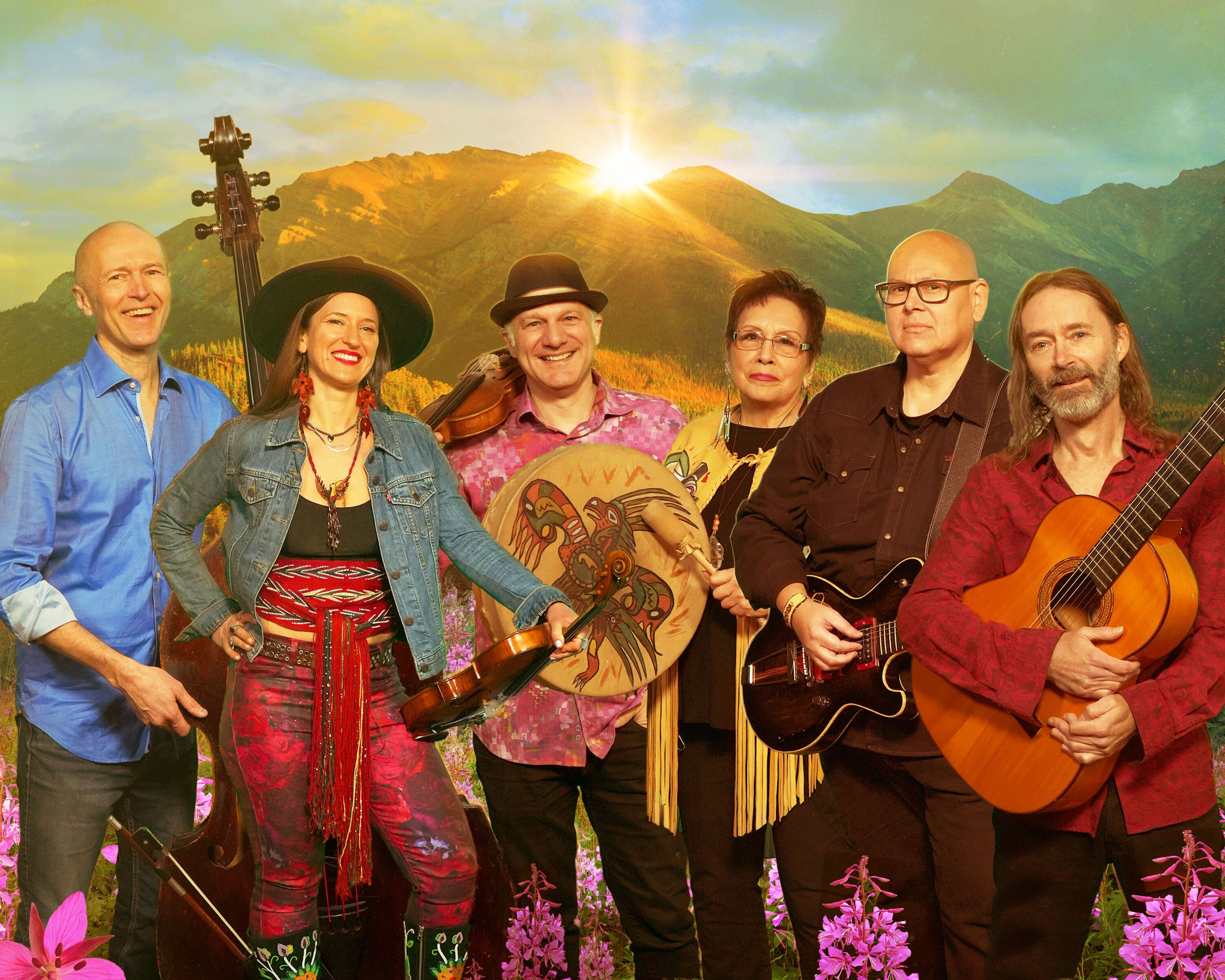 Le groupe musical Sultans of String. avec leurs instruments en main